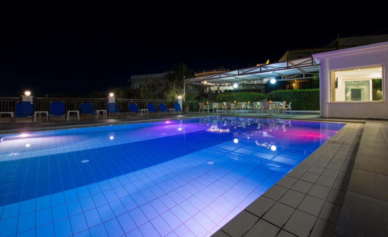 Varouxakis Hotel Platanés Exterior foto